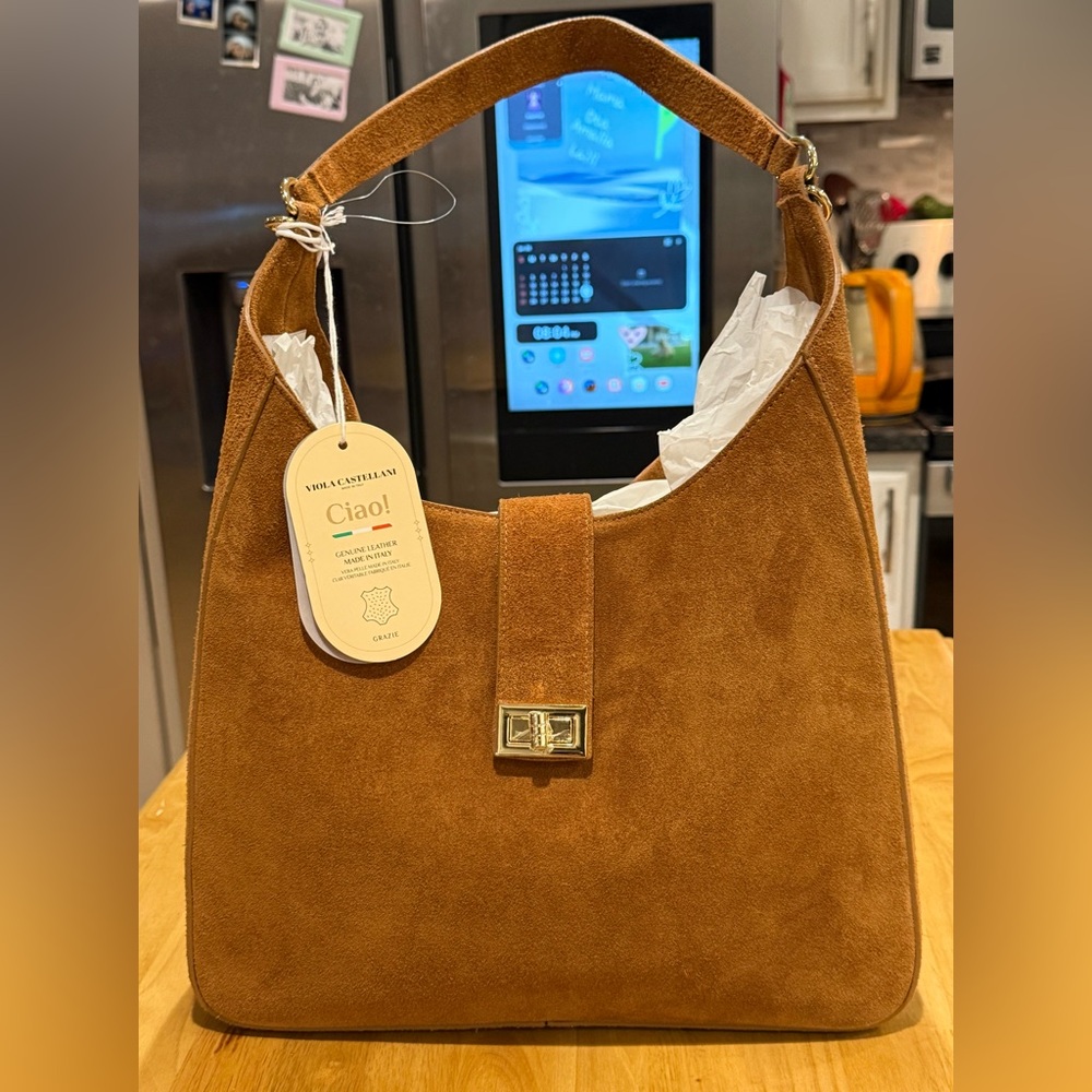 NWT Gorgeous Ciao!  VIOLA CASTELLANI Made In Italy Suede Flap Over Hobo Bag